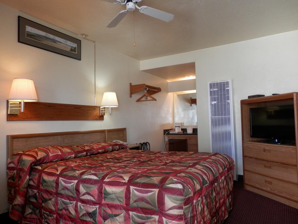 Kiva Motel Шоу-Лоу Номер фото