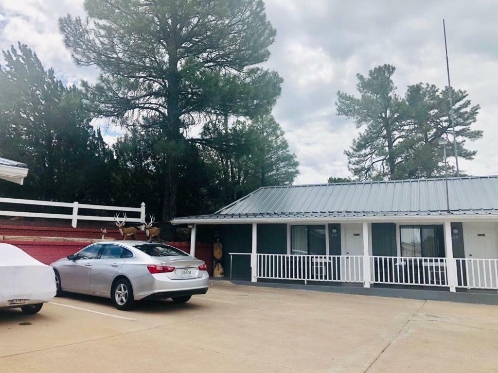Kiva Motel Шоу-Лоу Экстерьер фото
