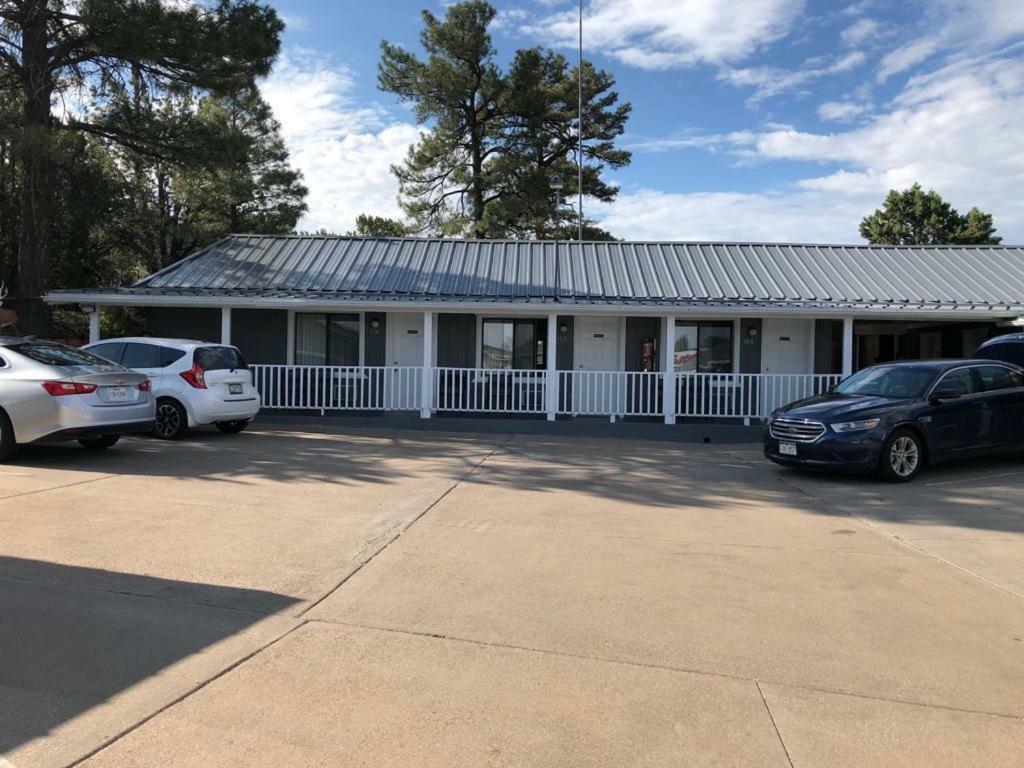 Kiva Motel Шоу-Лоу Экстерьер фото